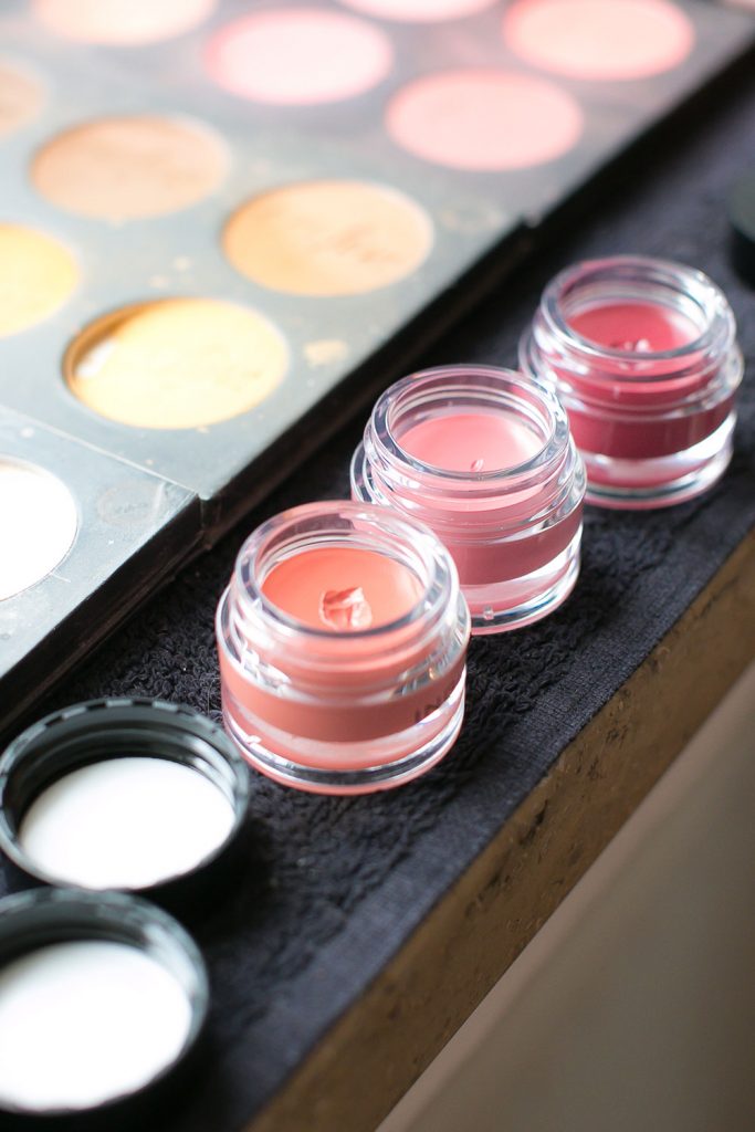 Equipment Visagist Braut-Lipgloss im Döschen