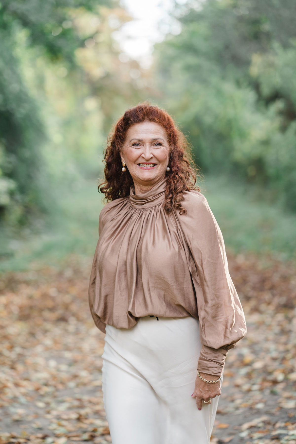 Porträt von Ulrike Adler-Wiegele, freie Traurednerin und Wedding Celebrant